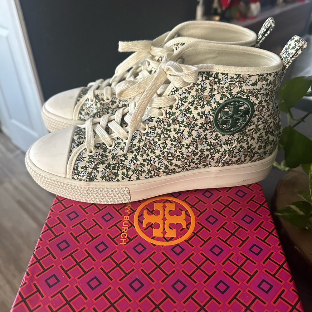 Tory Burch Floral High-Top Sneakers - Cream and Green